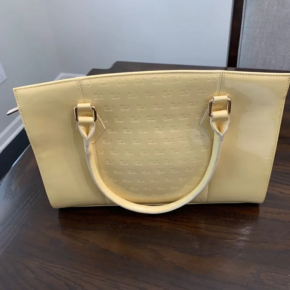 N/A color yellow
